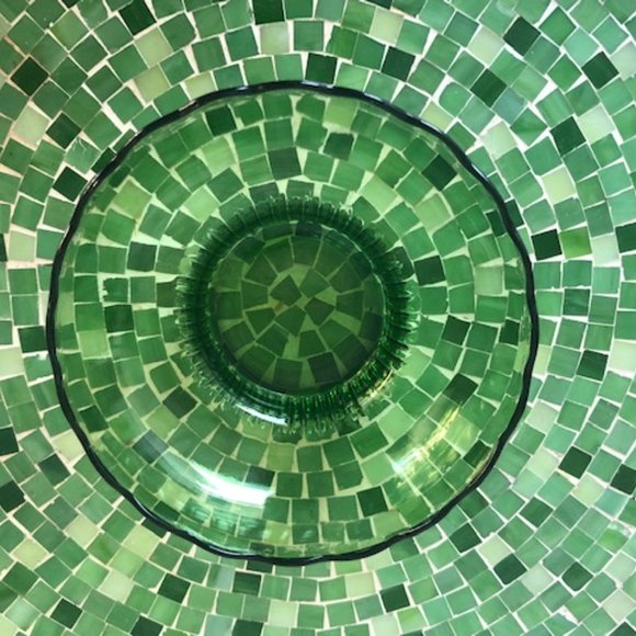 EO BRODY COMPANY GREEN GLASS BOWL SCALLOPED EDGE RIBBED PEDESTAL M2000 - Picture 2 of 9